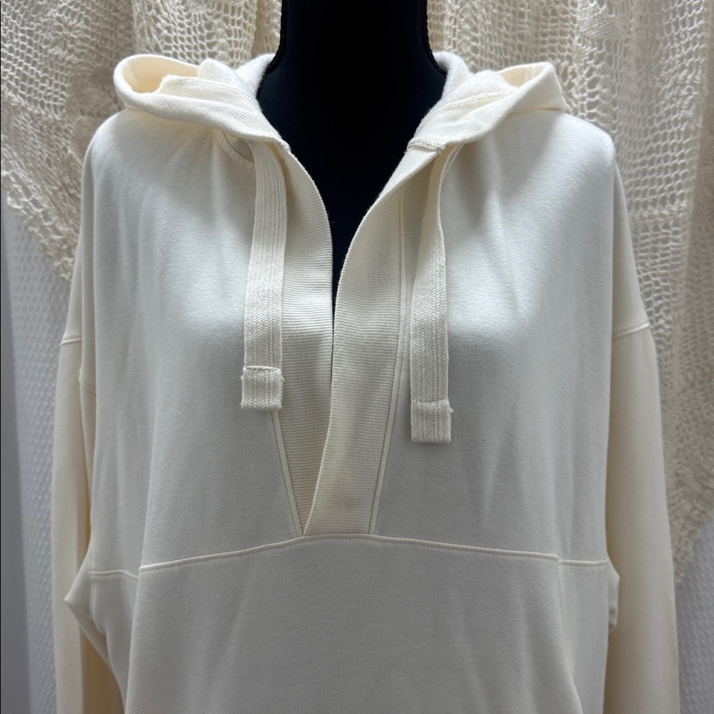 Old Navy Live-In French Terry Cream Hooded Pullover - Picture 4 of 8